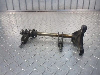 Eje rueda trasera 83 Suzuki GS750ES GS 750 ES  Foto 1 de 4