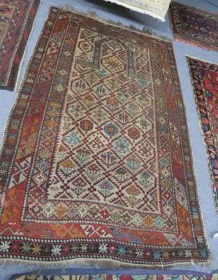 Antigua alfombra rusa caucásica Shirvan anudada a mano de lana sobre lana 3'5 x 5' Foto 1 de 4