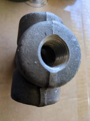  1/2" Cross NPTClass 6000psi Forged  Pipe Fitting, High Pressure A105 ZY Penn - Image 1 of 4