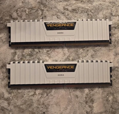 Corsair Vengeance LPX 16GB DDR4 DRAM 2666MHz C16 Memory Kit – White - Image 1 of 2