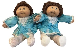 Muñeca niña Cabbage Patch Twins 16" cabello castaño ojos conjunto a juego 1985 vintage - Imagen 1 de 8