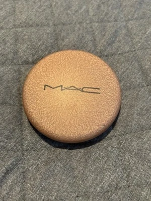 MAC SKINFINISH SUNSTRUCK BRONZER Radiant Medium Golden 8g - Image 1 of 4