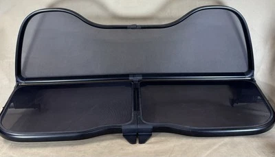 Pantalla deflectora de viento convertible VW Beetle 2003-2010 OEM 1Y0 862 951A negra EE. UU. Foto 1 de 4