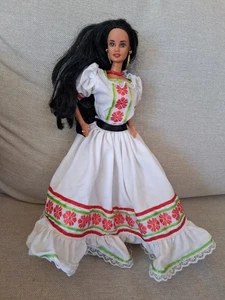 Barbie Mattel's 1992 Fantastica Teresa bambola vestito ispanico #167  - Foto 1 di 14