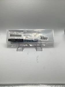 2021-2024 MAZDA CX 5 SKYACTIV G LIFTGATE  EMBLEM KSD5- 51-771 NEW OEM - Picture 1 of 2