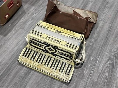 REDUCED 50%-Vintage Frontalini  Accordion  (1930's era) - Image 1 of 4