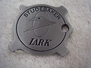 LLAVERO LLAVERO DESTORNILLADOR BOLSILLO METAL STUDEBAKER LARK - Imagen 1 de 5