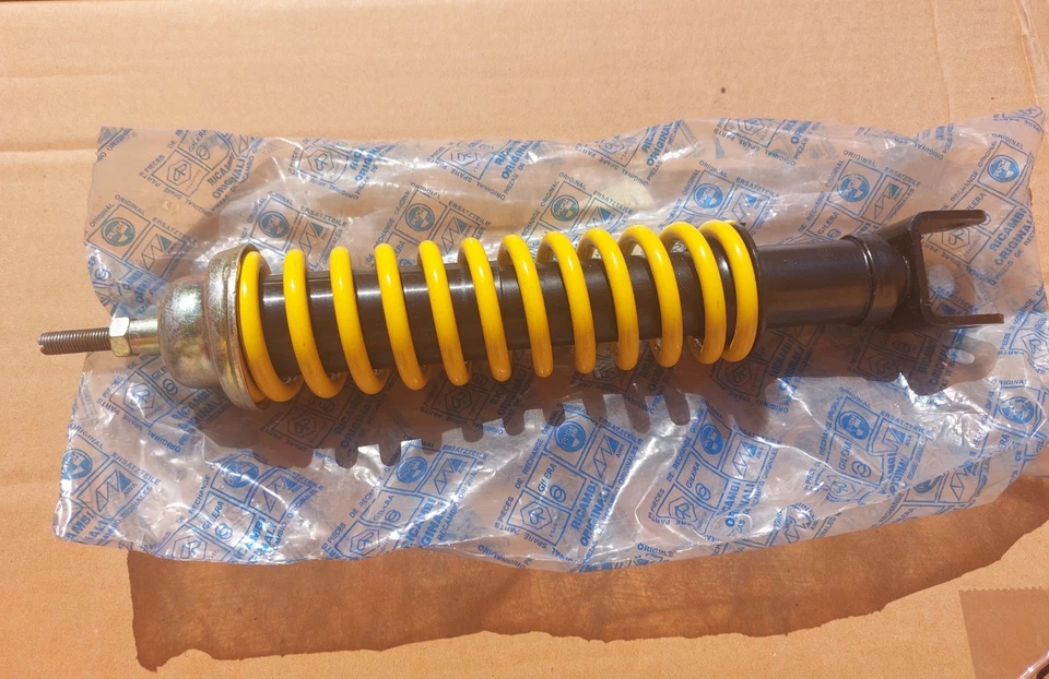 Ammortizzatore Post. Piaggio Zip SP Cod 561800 Originale Piaggo Telaio ZAPC11 - Immagine 1 di 4