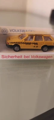 VW Passat Auto Modell 1:87 - Bild 1 von 2