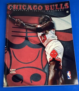 NBA Chicago Bulls Official 1997-1998 Yearbook Magazine- Jordan Pippin Rodman - Picture 1 of 7