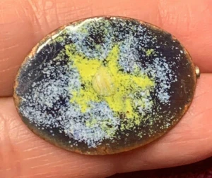 Handgefertigte Anstecknadel - Impressionist Stern auf blauem Feld Emaille Sternennacht Brosche - Bild 1 von 5