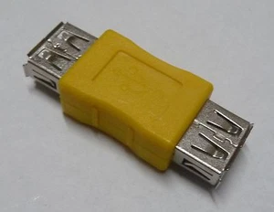 USB A Female to USB A Coupler Gender Changer Converter Adapter Joiner extender - Picture 1 of 3