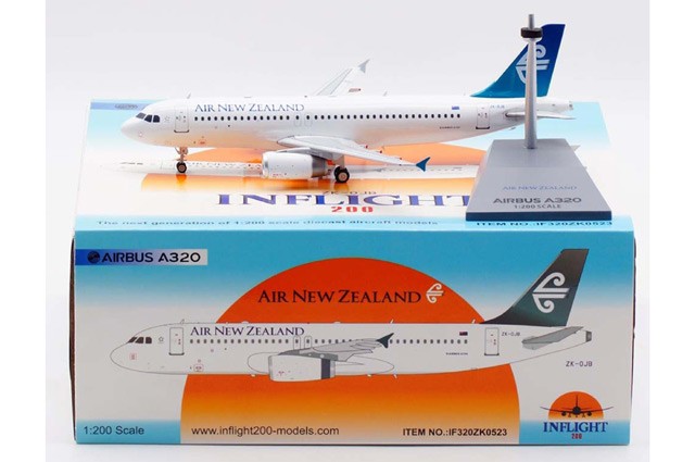 スターフライヤー　AIRBUS A320 1/200　SCALE Amazon.com: QIYUMOKE 1/200 A320 Spirit Diecast Metal
