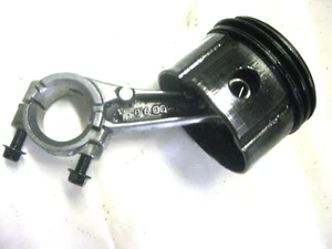 Briggs Stratton 098902-2100-B1 Engine Piston + Rod 795691, 699654, 753-04307 - Picture 1 of 3