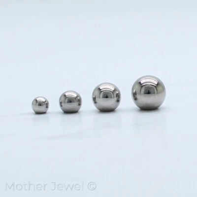 SILVER TITANIUM BELLY BODY JEWELLERY LABRET NIPPLE BAR SPARE REPLACEMENT BALL - Image 1 of 4