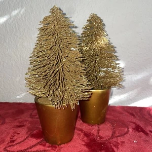 Christmas Trees Set Of Two Gold 8.5x6 - Picture 1 of 1