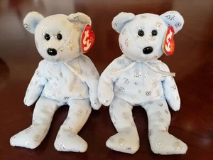 SET OF 2 FLAKY THE HOLIDAY CHRISTMAS BEAR RETIRED 2002 TY BEANIE BABY - Picture 1 of 12