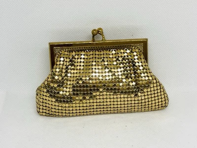 Vintage Whiting & Davis Gold Mesh Coin Purse 2684 Kiss Lock Frame USA Made  EVC - Image 1 of 4