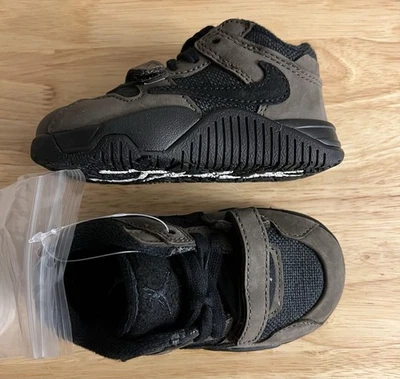 6c - Jordan Jumpman Jack TR - FJ2852 204 - Nike Travis Scott Dark Mocha Foto 1 de 4