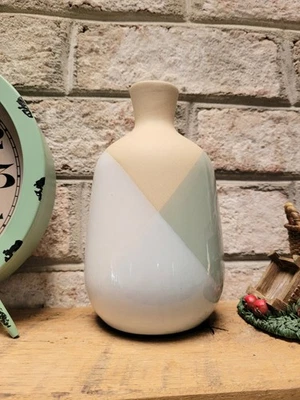 Jarrón pequeño de cerámica multicolor nuevo sin etiquetas Foto 1 de 4