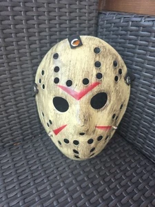 Jason Voorhees gealterte Horror Maske Halloween Maske Maßgeschneidert bemalt  - Bild 1 von 7