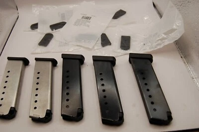 5 CINCO Revistas Smith & Wesson Modelo 4566 Pistola más 7 Placas de Piso Foto 1 de 4