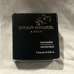Avon Smooth Minerals Concealer Correcteur 0.06 oz / 1.8 g A105 New In Box NOS - Picture 1 of 5