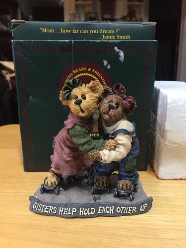 Boyds Bears 2001 "Sisters Help Hold Each Other Up" With bo