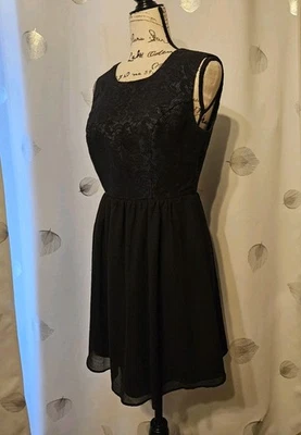 Vestido forever21 Talla S Azul y Negro Sin Mangas Espalda Abierta Formal Clásico Elegante Vestido Foto 1 de 4