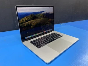 Apple MacBook Pro A2141 Core i9 9980HK 2,40 GHz 64 GB DDR4 1 TB SSD Argento Sonoma - Foto 1 di 9