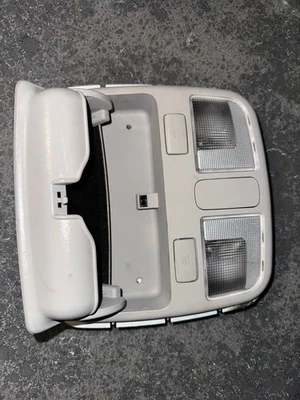 2006-2010 Hyundai Sonata Overhead Console Dome Map Light Gray OEM 06-10 - Image 1 of 3