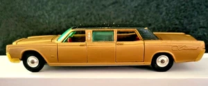 CORGI TOYS   LINCOLN CONTINENTAL PETERSON EXECUTIVE LIMOUSINE #262 - Picture 1 of 24