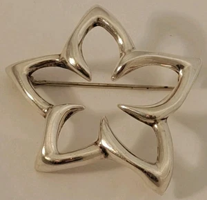 Vintage Tiffany & Co. Sterling Silver PLUMERIA FLOWER Pin Brooch NICE!! - Picture 1 of 9