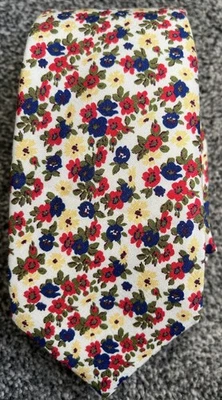 Charles Tyrwhitt 100% Silk White Multi Floral Tie Made in Italy Luxury Designer - Image 1 of 2