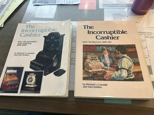 DIE UNBESTECHLICHE KASSE 2 BÜCHER NCR NATIONALE KASSE kostenloser Versand - Bild 1 von 3