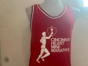 Vintage 80's Cincinnati Heart Mini-Marathon Running Red Tank Top Size M - Picture 1 of 3