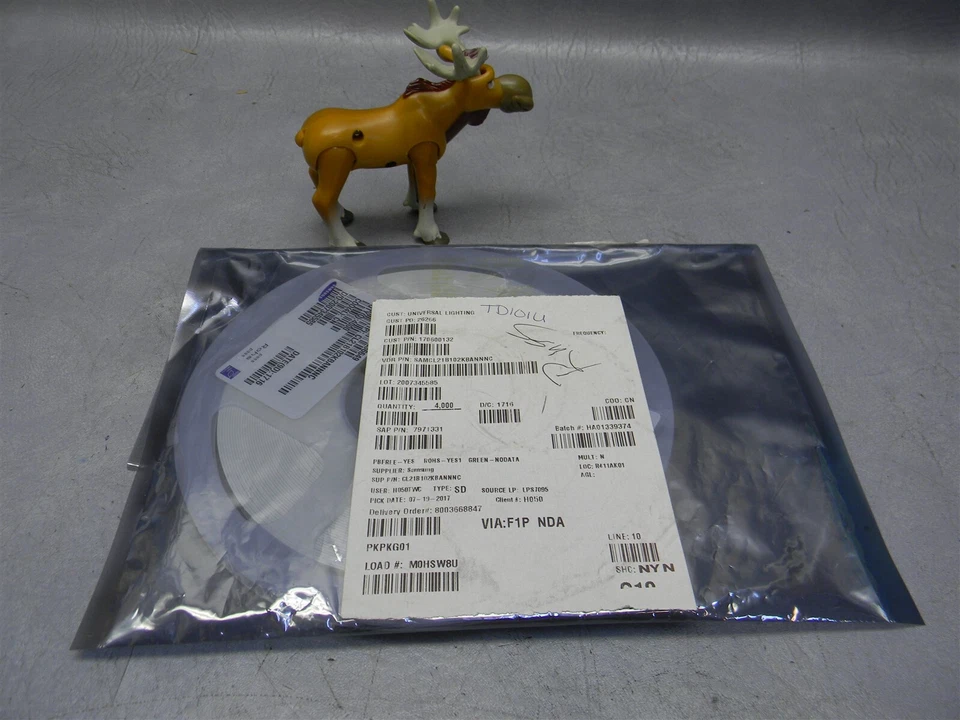 Samsung Electro-Mechanics CL21B102KBANNNC Ceramic Capacitors Reel of 4000 - Image 1 of 4