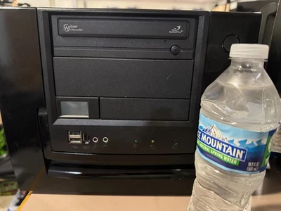 AMD Athlon II X2 255,Gigabyte MA785GM-US2H, 8GB, AMD GPU, 22"LCD,WIFI - Image 1 of 4