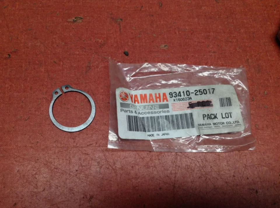 Nuevo de Lote Antiguo Original Yamaha TX650 TX750 XS1 XS2 XS650 XS750 YG5 YL2 YZ80 93410-25017 OEM Foto 1 de 4