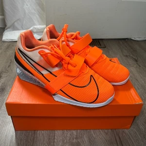 Zapato de levantamiento de pesas olímpico Nike Romaleos 4 talla 10,5 naranja - Imagen 1 de 8