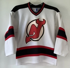 Vintage CCM Maska New Jersey Devils Patrik Elias maglia giovanile taglia S/M - Foto 1 di 7
