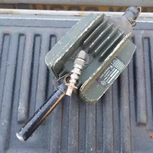 ELEMENTO ANTENA BASE RADIO EJÉRCITO CLANSMAN - Imagen 1 de 4