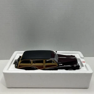 Danbury Mint Limited Edition 1947 Buick Roadmaster Estate Wagon 1:24 LESEN - Bild 1 von 10
