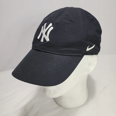NUEVA YORK YANKEES Nike MLB Legacy91 Dri Fit Gorra de Béisbol Gorra - Usada en Excelente Condición Foto 1 de 4