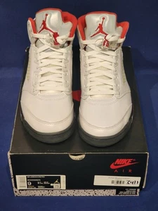 Nike Air Jordan 5 Retro Mid Fire White Red taglia 9 usate delicatamente una volta scatola originale - Foto 1 di 9
