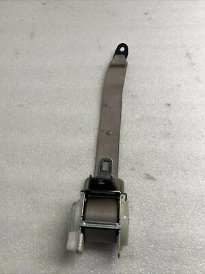 2006 Mazda 6 Rear Left Seat Belt Retractor OEM Foto 1 de 4