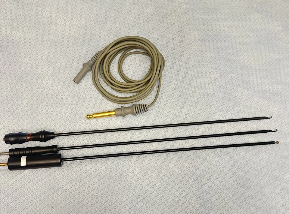 Set Of 3 Surgical Direct Monopolar Electrodes W/ Cable L hook,  J hook, Spatula - Image 1 of 4