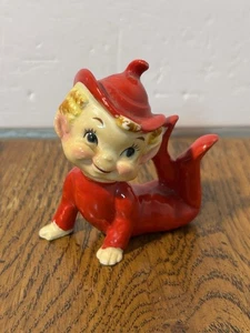 Vintage rote Pixie Elfe liegend handbemalt Made in Japan 50er Jahre Weihnachten - Bild 1 von 8