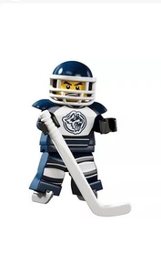 LEGO Series 4 Collectible Minifigures 8804 - Hockey Player (SEALED) - Picture 1 of 3