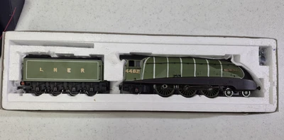 Bachmann Branch Line OO Gauge 31-956 #4482 Golden Eagle Steam Loco & Tender NIB - Image 1 of 4